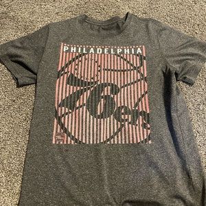 Youth large 76ers shirt